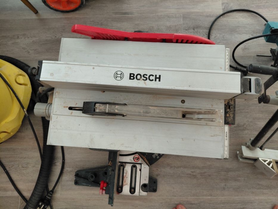 Инструменты для устарвки межкомнатную двер