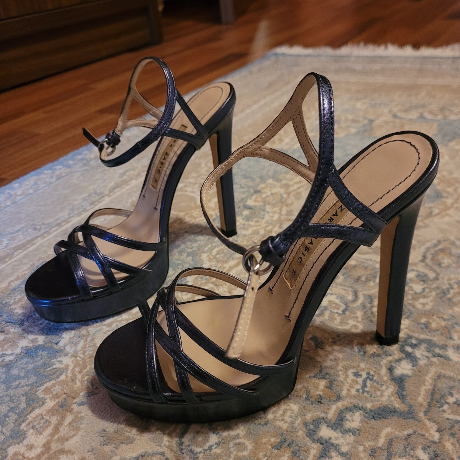 Sandale din piele, Zara, mărimea 36