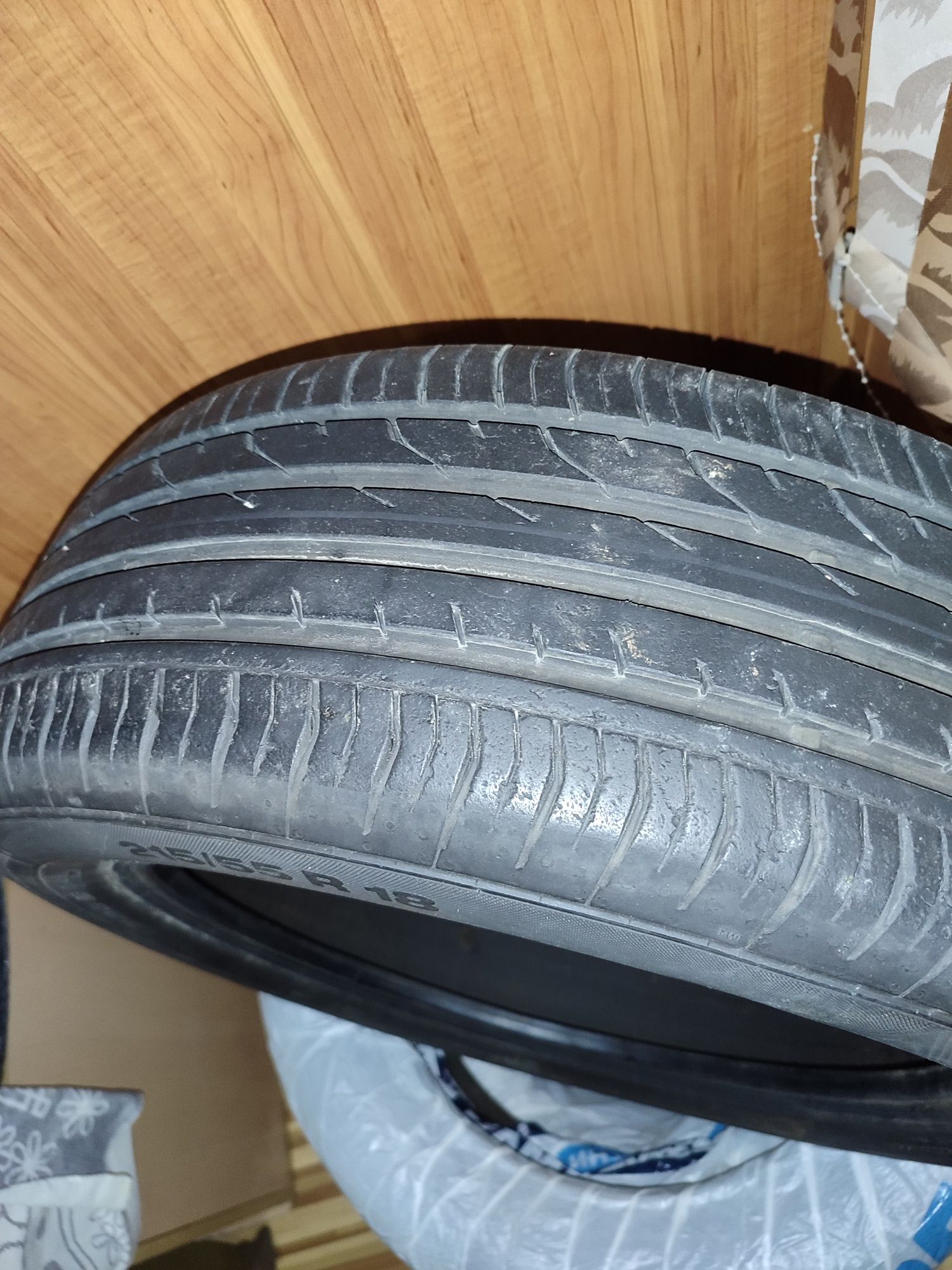 Шина,колесо,резина Continental Premium Contact 2 ( tracker) R18 215/55