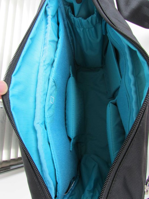 Чанта за фотоапарат Think Tank Lily Deanne Mezzo