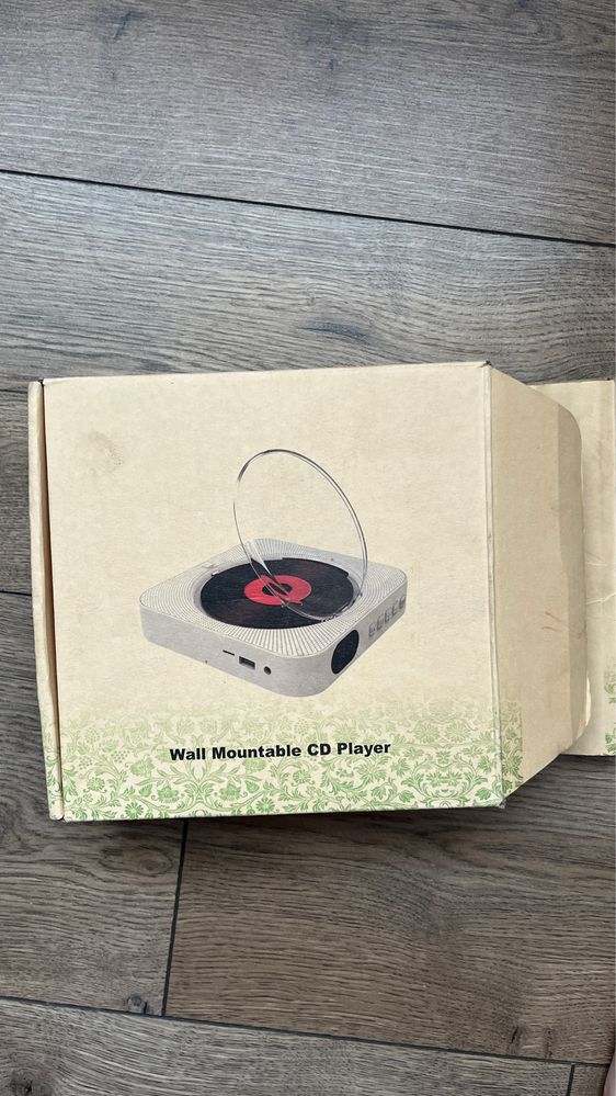 Cd player cu fixare pe perete