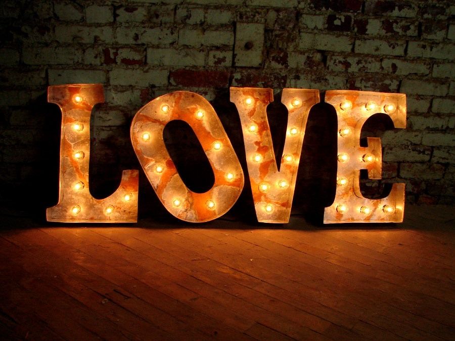 Свадьба, Праздники буквы, Надпись