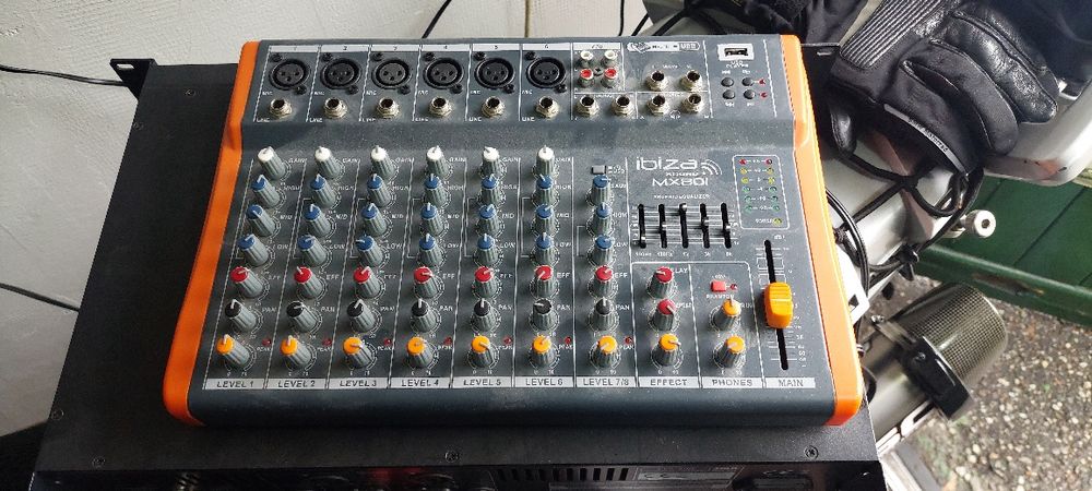 Boxe Ibiza + statie amplificare