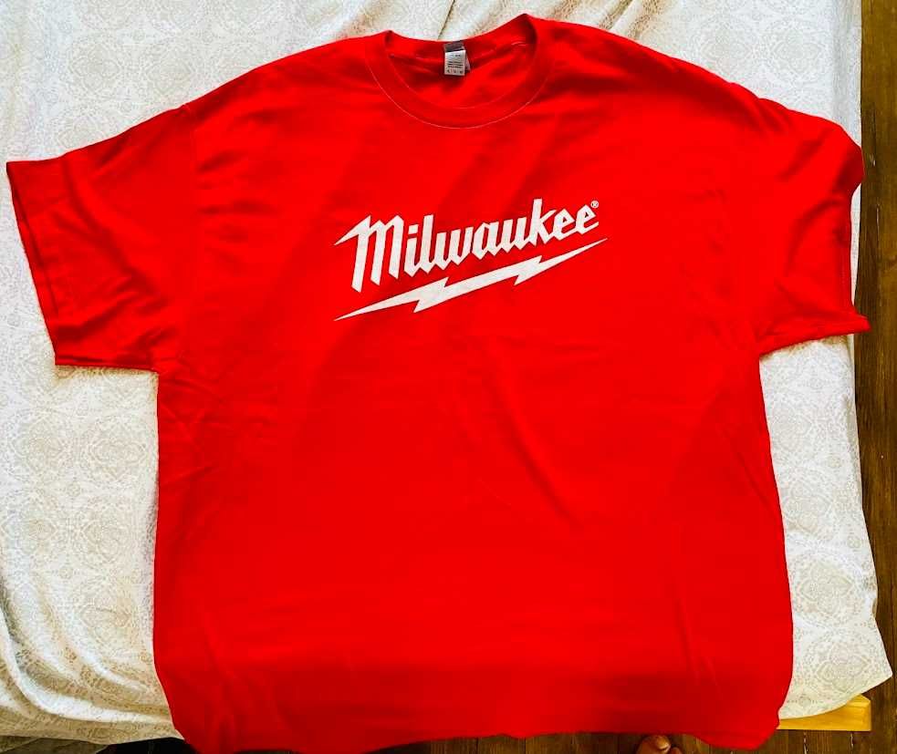 Нови Milwaukee Фланелки - САЩ