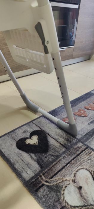 Scaun de masa bebe
