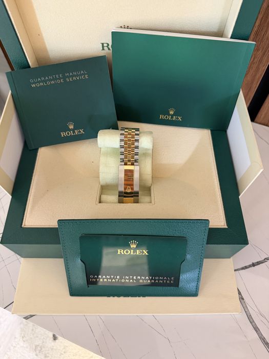 Rolex Sky-Dweller original