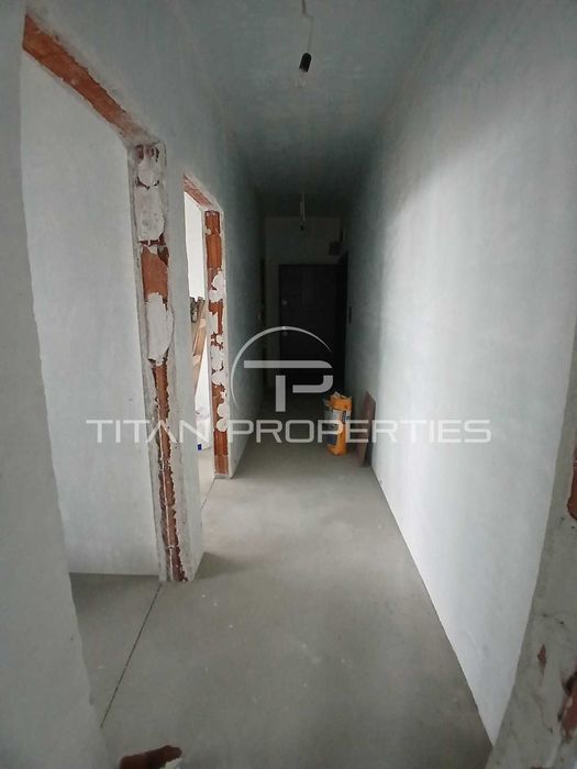 Тристаен апартамент Христо Смирненски