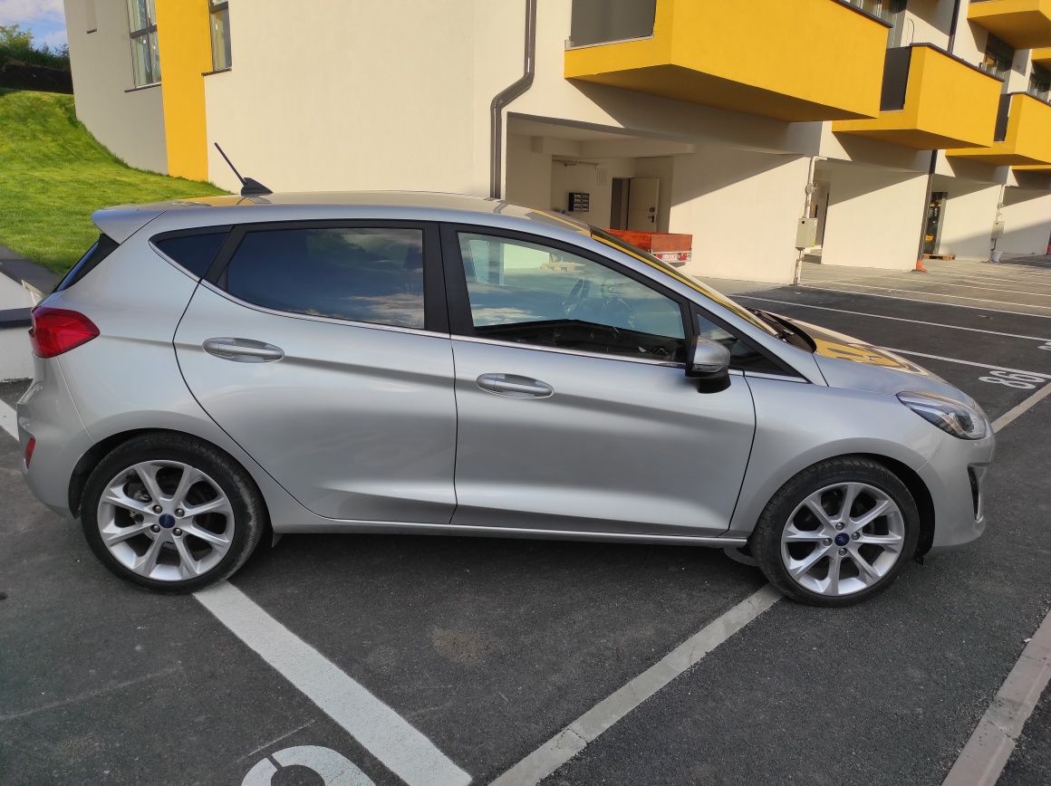 Vând Ford Fiesta Titanium Full 2019, 49.000km reali