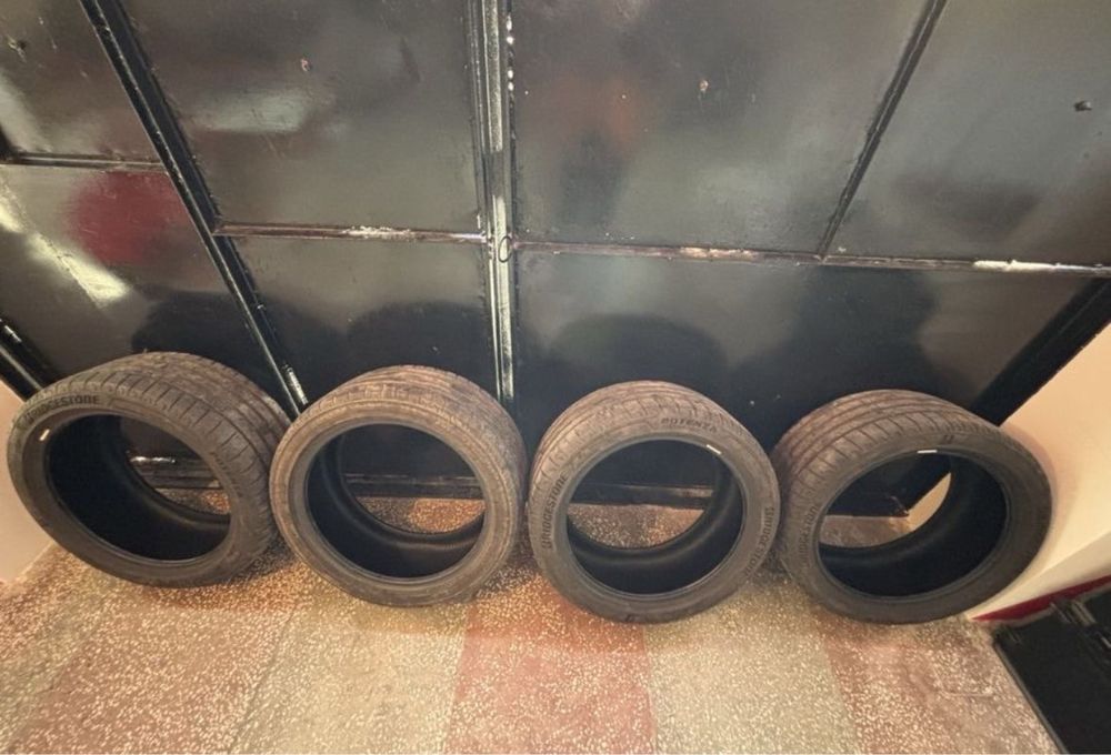 Anvelope Vara Bridgestone 245/40/19 DOT 2024