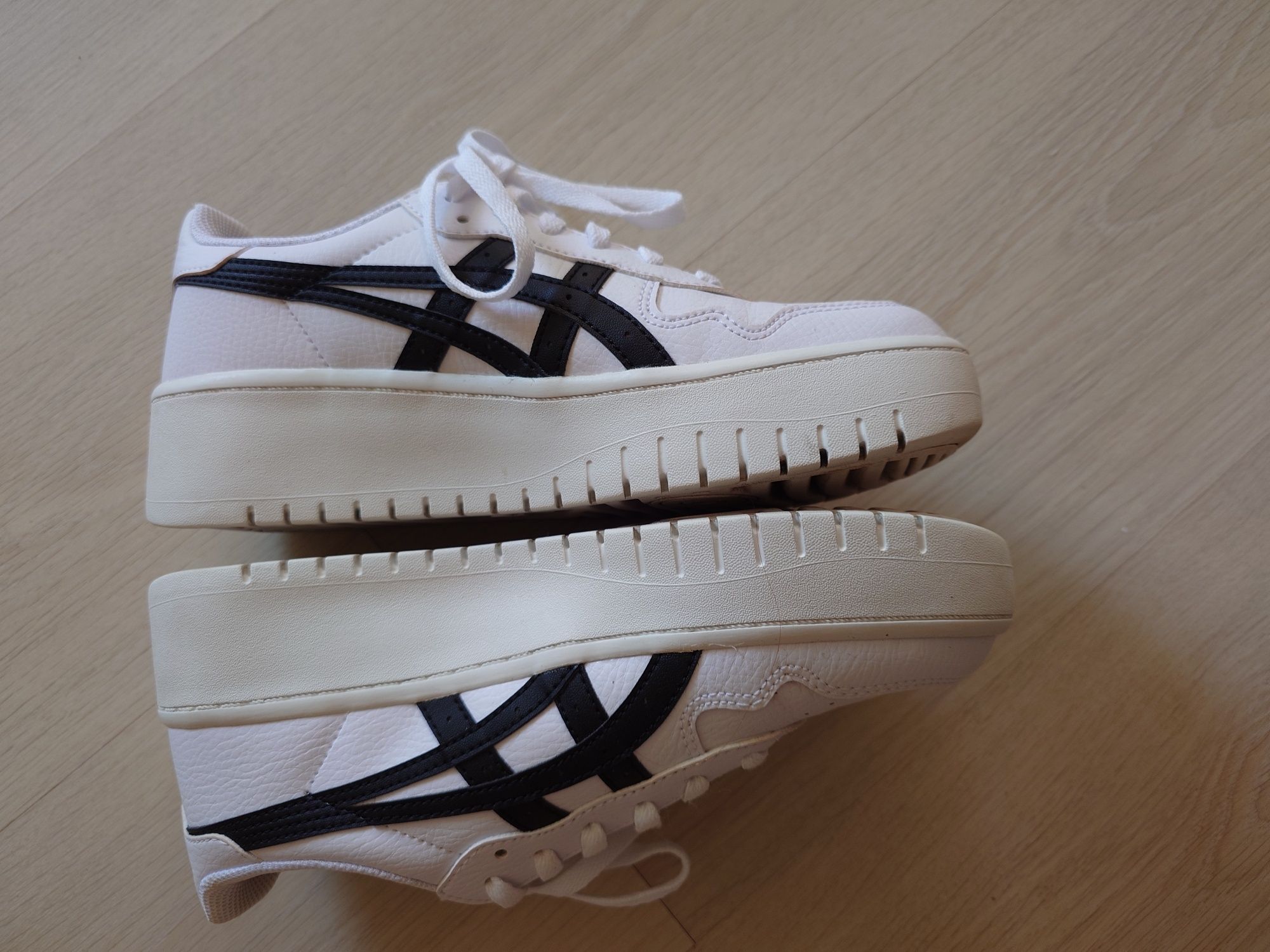 Asics дамски кецове
