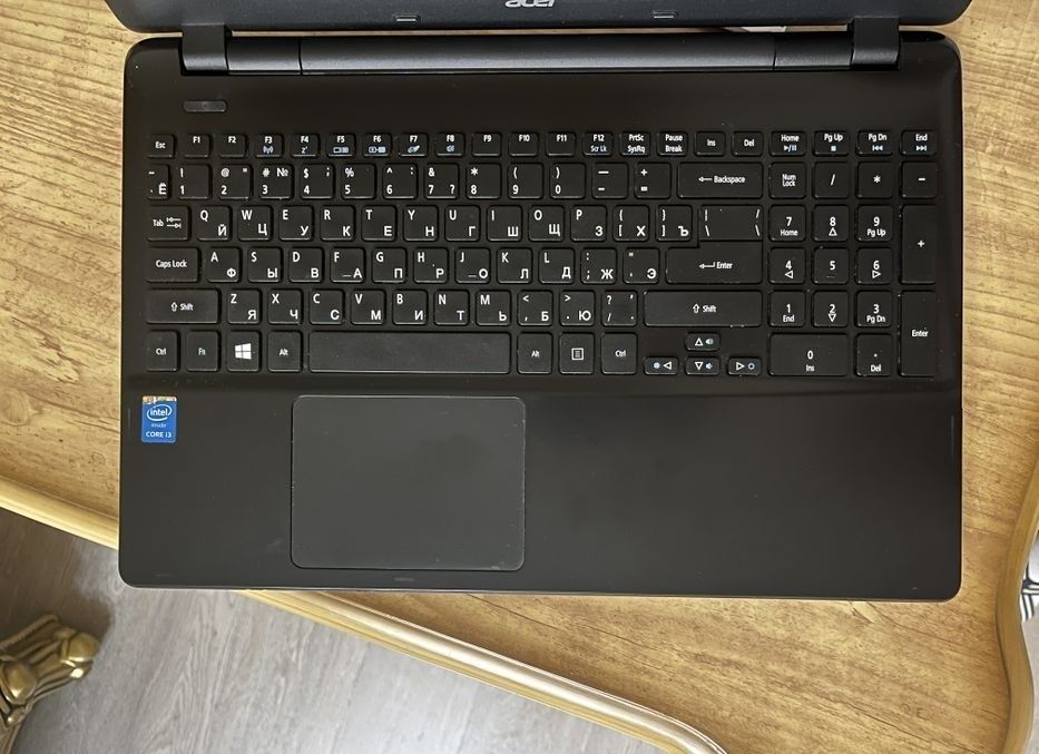 Ноутбук Acer Core i3, ssd, 8гб озу, windows 10