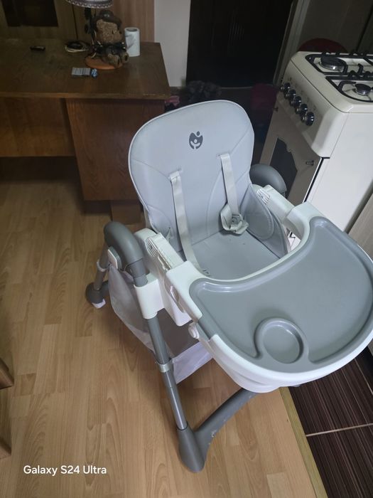 Vand scaun masa bebe Tulano, pliabil, impermeabil.