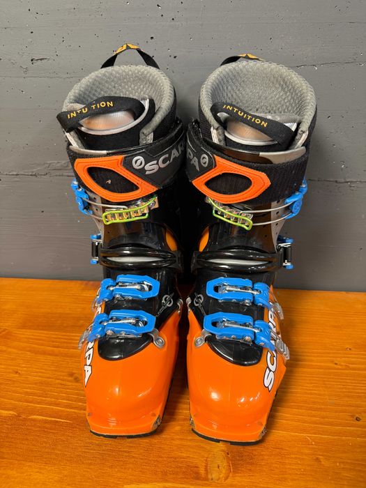 clapari de tura scarpa maestrale mondo 26 europa 40