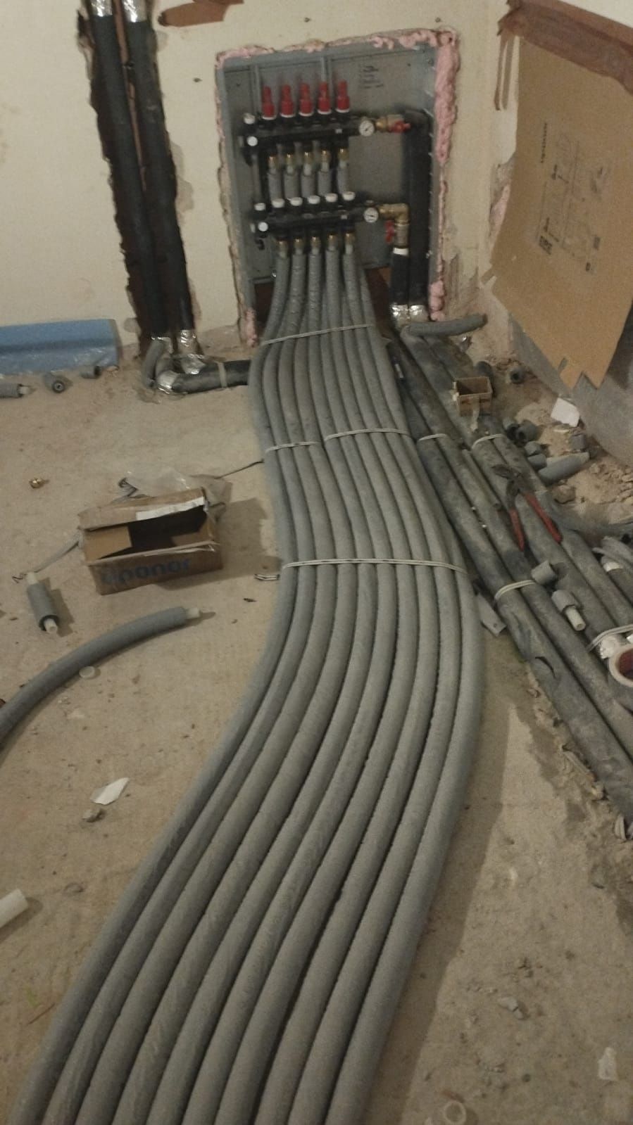 Istalator incazire , centrale lemne ,ventilatie  pompe caldura incalzi