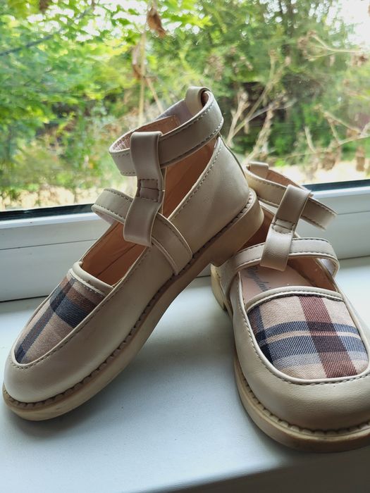 Продам обувь 29р