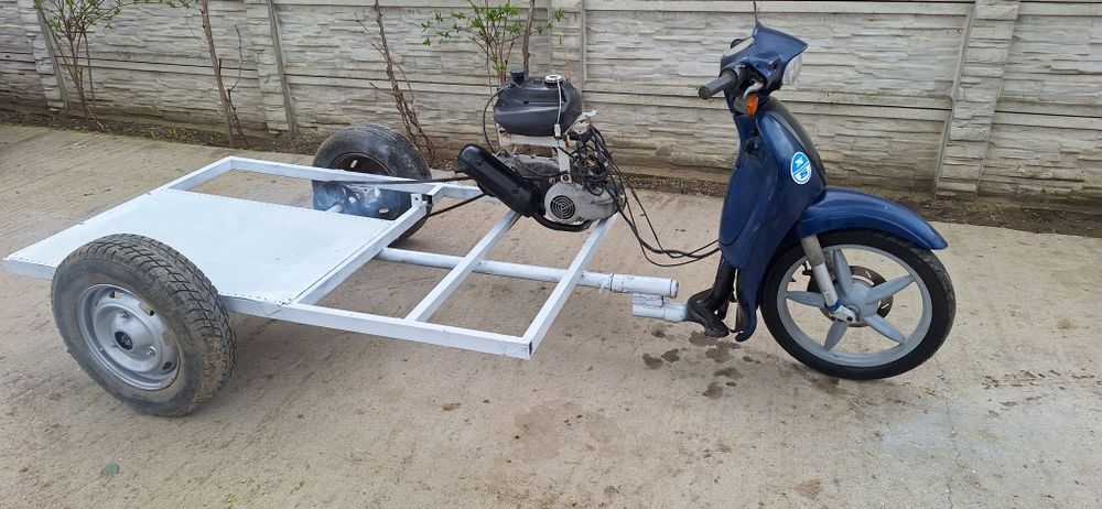 Scuter pt camp aprilia scarabeo