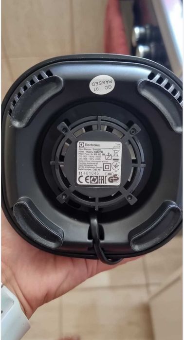 Mini blender Electrolux Good to go ESB2700 0.6l  400W 2 trepte viteza