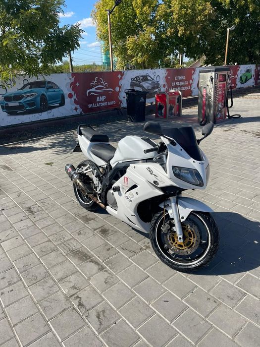 Vând suzuki 650 cc