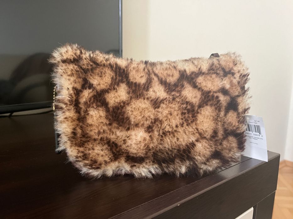 Coach Swinger чанта чисто нова, оригинална