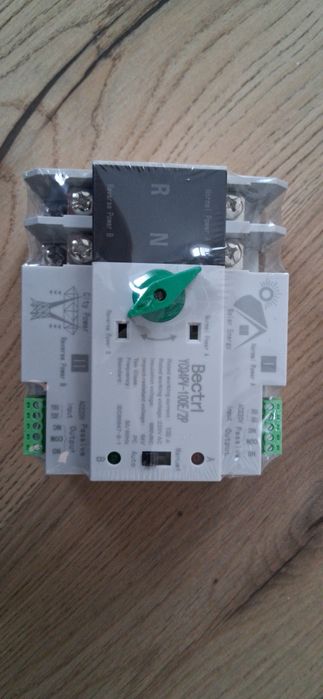 Comutator automat pentru Panouri fotovoltaice ATS 100A