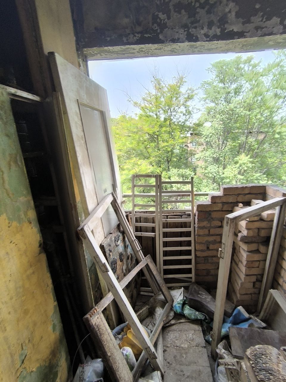 Продам 2 комнатную квартиру на Чиранзаре.
