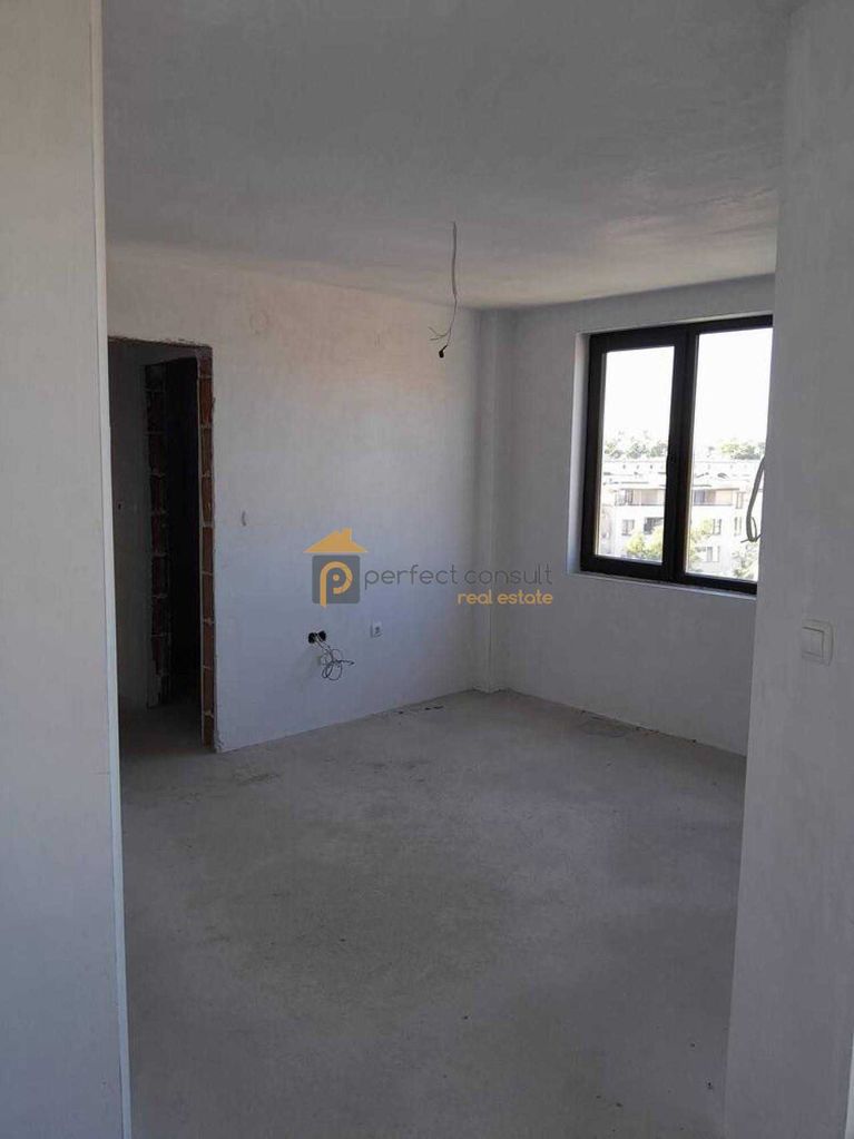 Продава се Двустаен апартамент в Пловдив, Център - 60 кв.м за 2317 €/кв.м - Снимка #2
