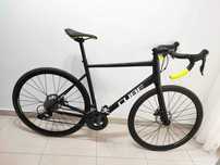 Bicicleta Cube Attain Race 2022 cadru-58cm