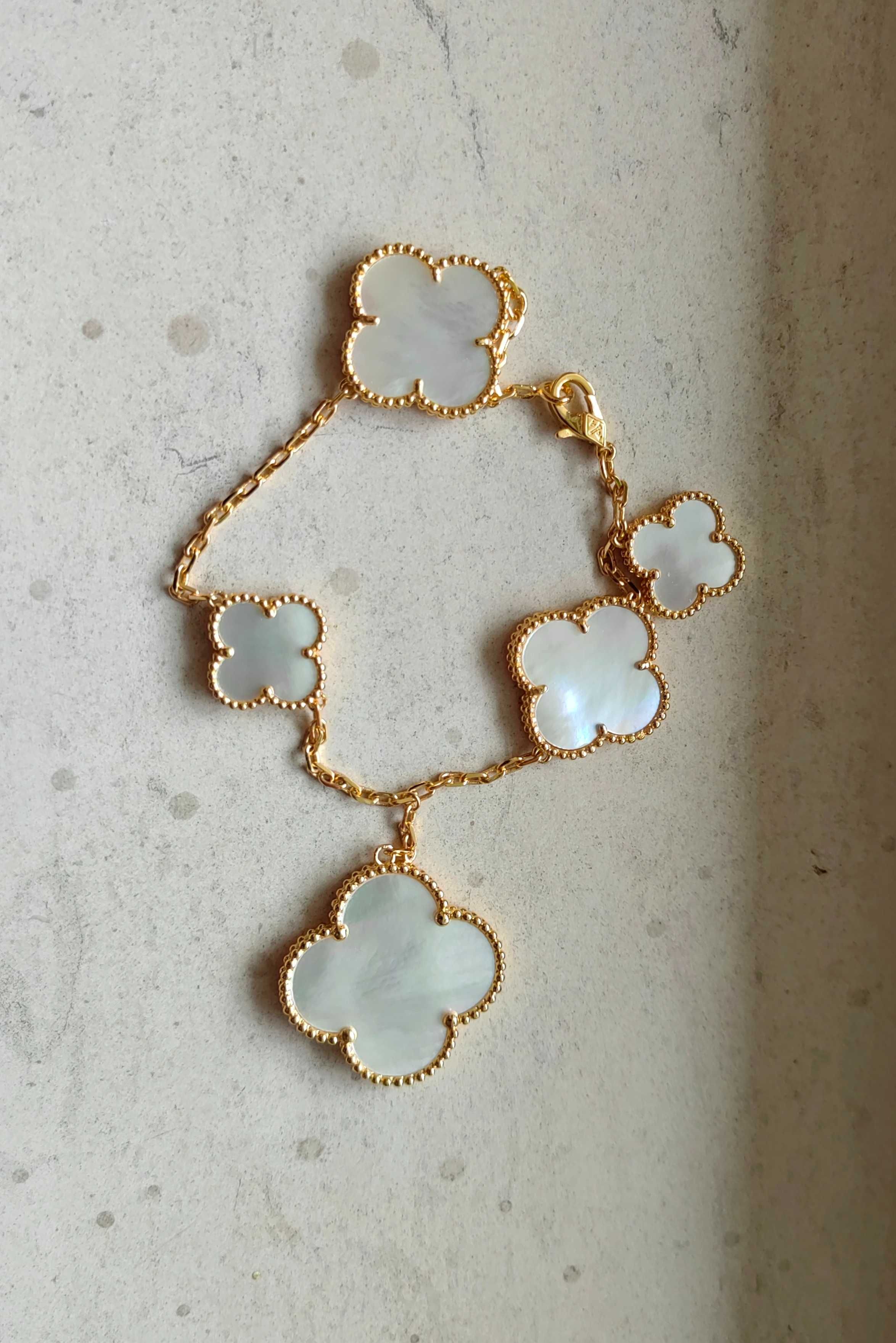 Дамска гривна с 5 детелини от малахит Magic Alhambra bracelet 5 motifs