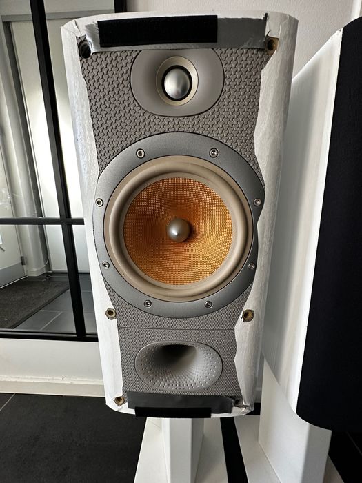 Bower & Wilkins DM602 S3