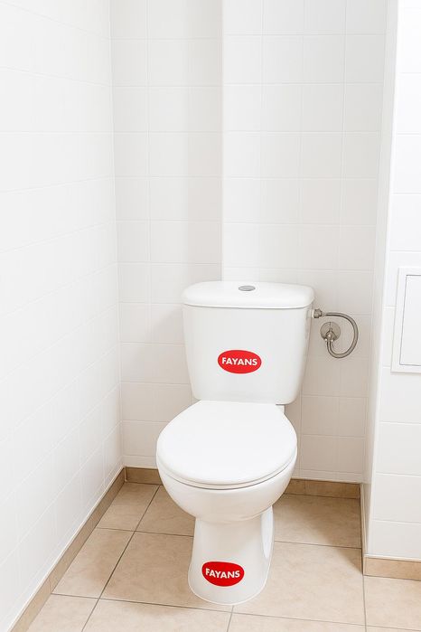 Дава се под наем Тристаен апартамент в Пловдив, Център - 100 кв.м за 434 € - Снимка #5