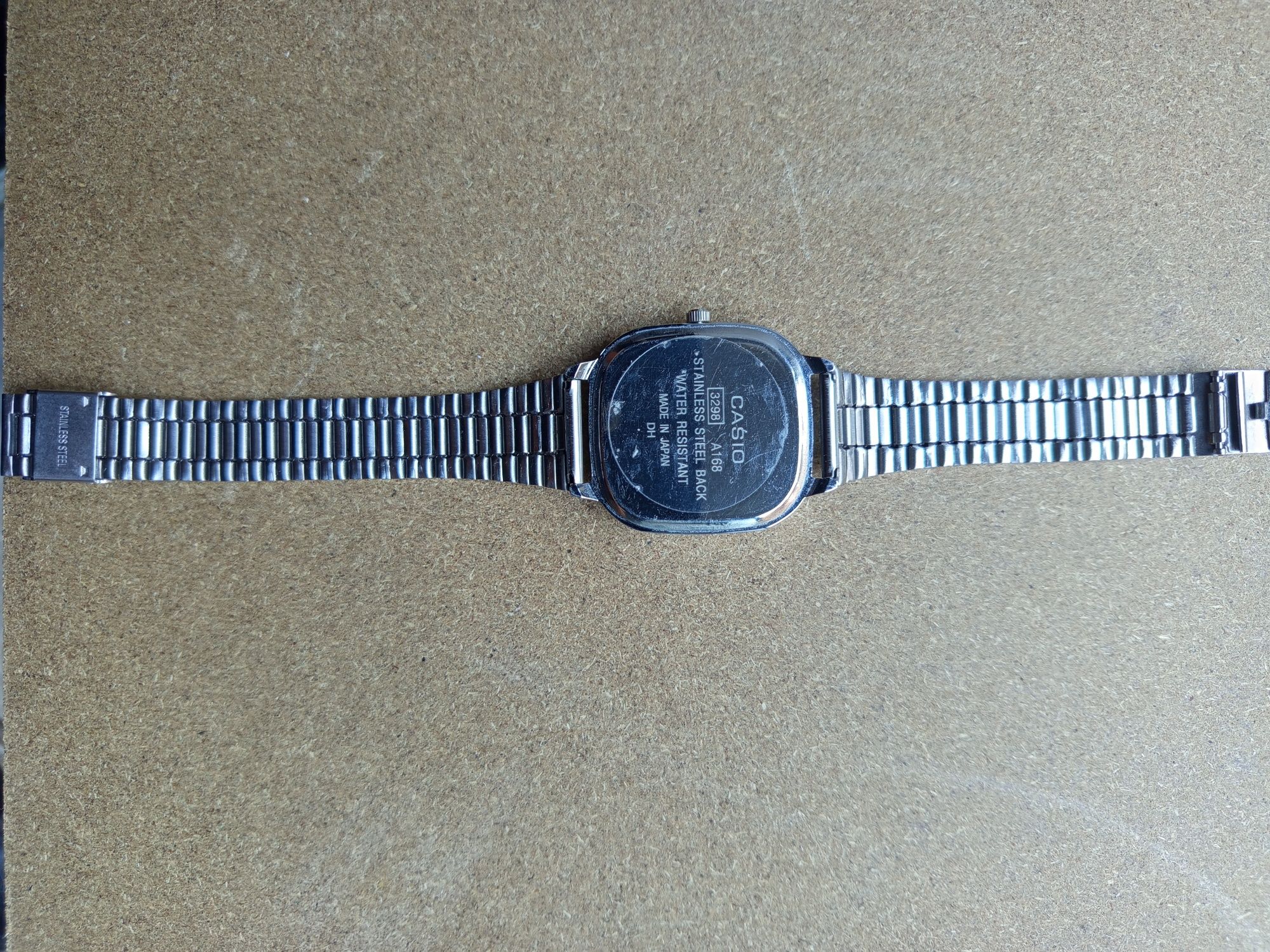 QUARTZ CASIO в хорошем состоянии