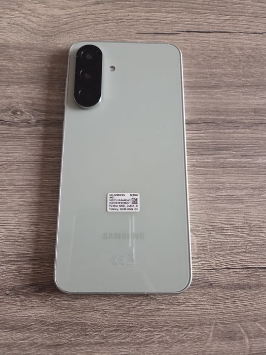 Samsung A56 Заключен
