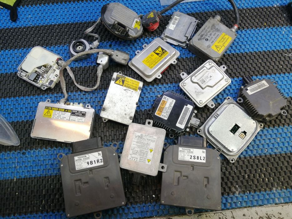 Блоки розжига, ксенон, моторчики коректора, линзы, AFS ремонт фар,