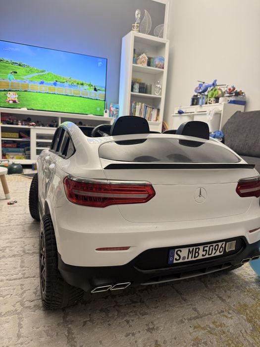 Masina electrica cu telecomanda GLE Coupe 2 locuri