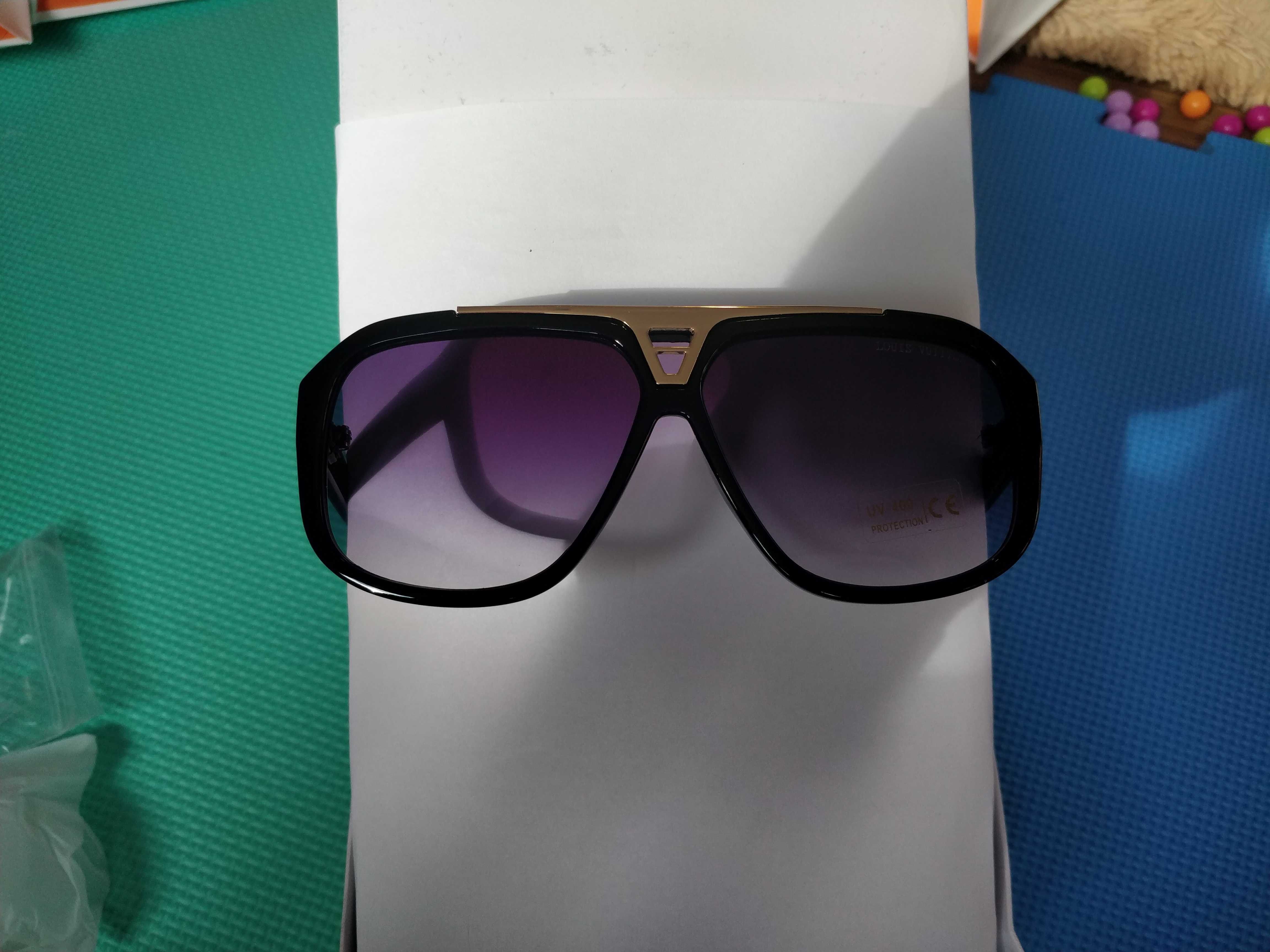 Ochelari Louis Vuiton, rame negre cu auriu, lentile mov degrade UV400