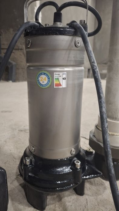 Погружной насос LEO 0.75 кв б/у