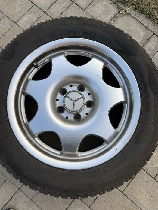 Гуми с джанти 16 цола за мерзедес