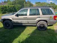 Jeep Grand Cherokee QUADRA TRAC 2