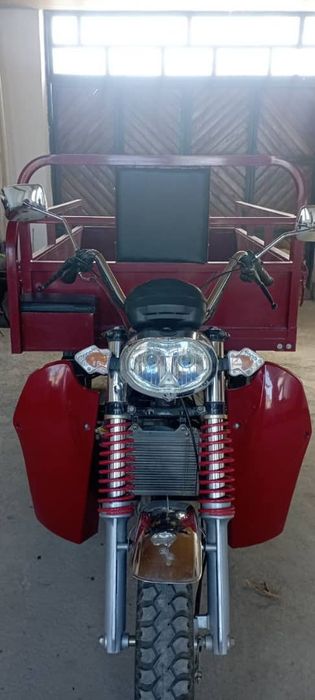 Грузовой сомасвал сотилади