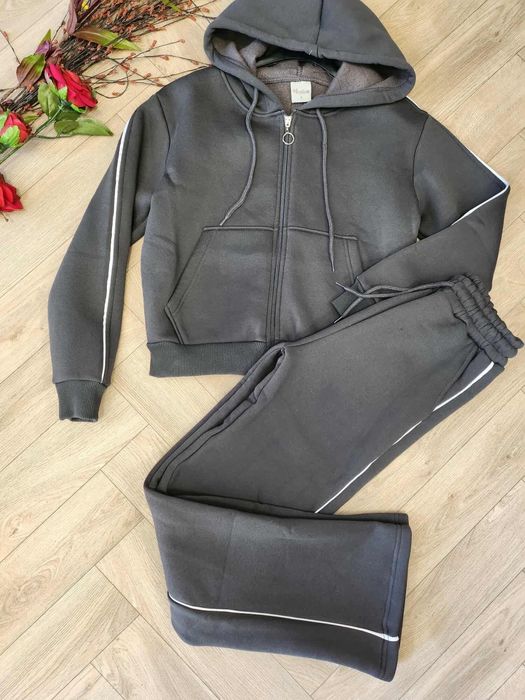 Дамски спортни комплекти Промоция