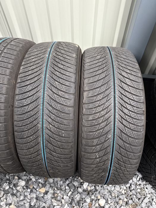 Anvelope de iarna 235/55 R19