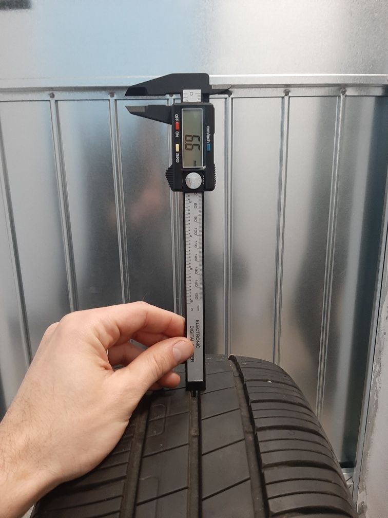 Janta Renault Megane + anvelopa 205 55 16 Goodyear dot 2020