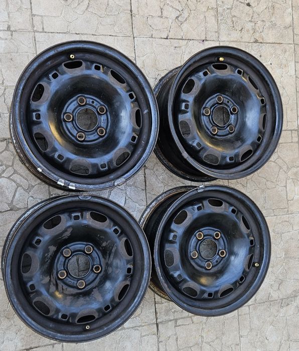 Jante tabla r14 + capace skoda