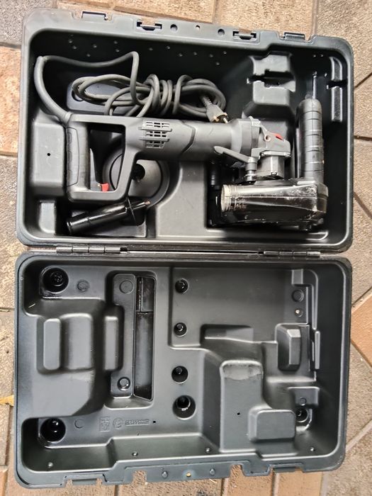 Mașina de făcut caneluri WURT. MASTER în condiții excelente