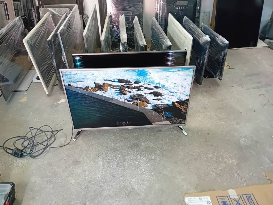 Телевизор Philips Android 43 инча