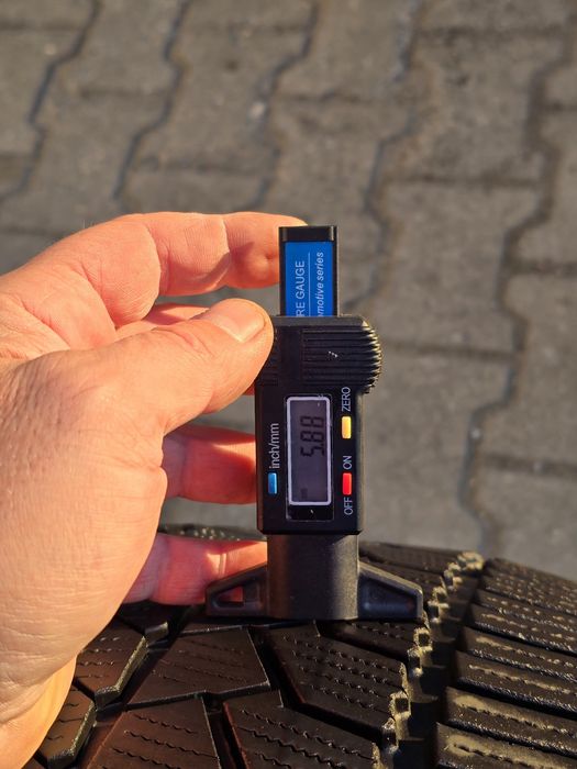 255 40 20 Continental