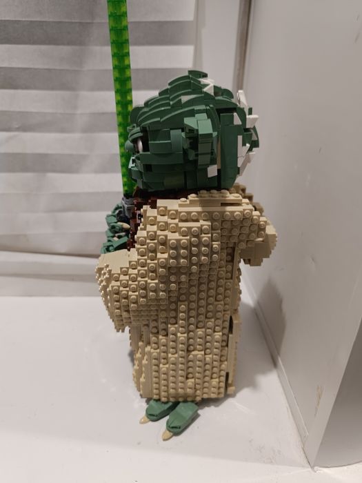 Продам фигуруку из звездных Войнов лего Йоды  Lego star wars