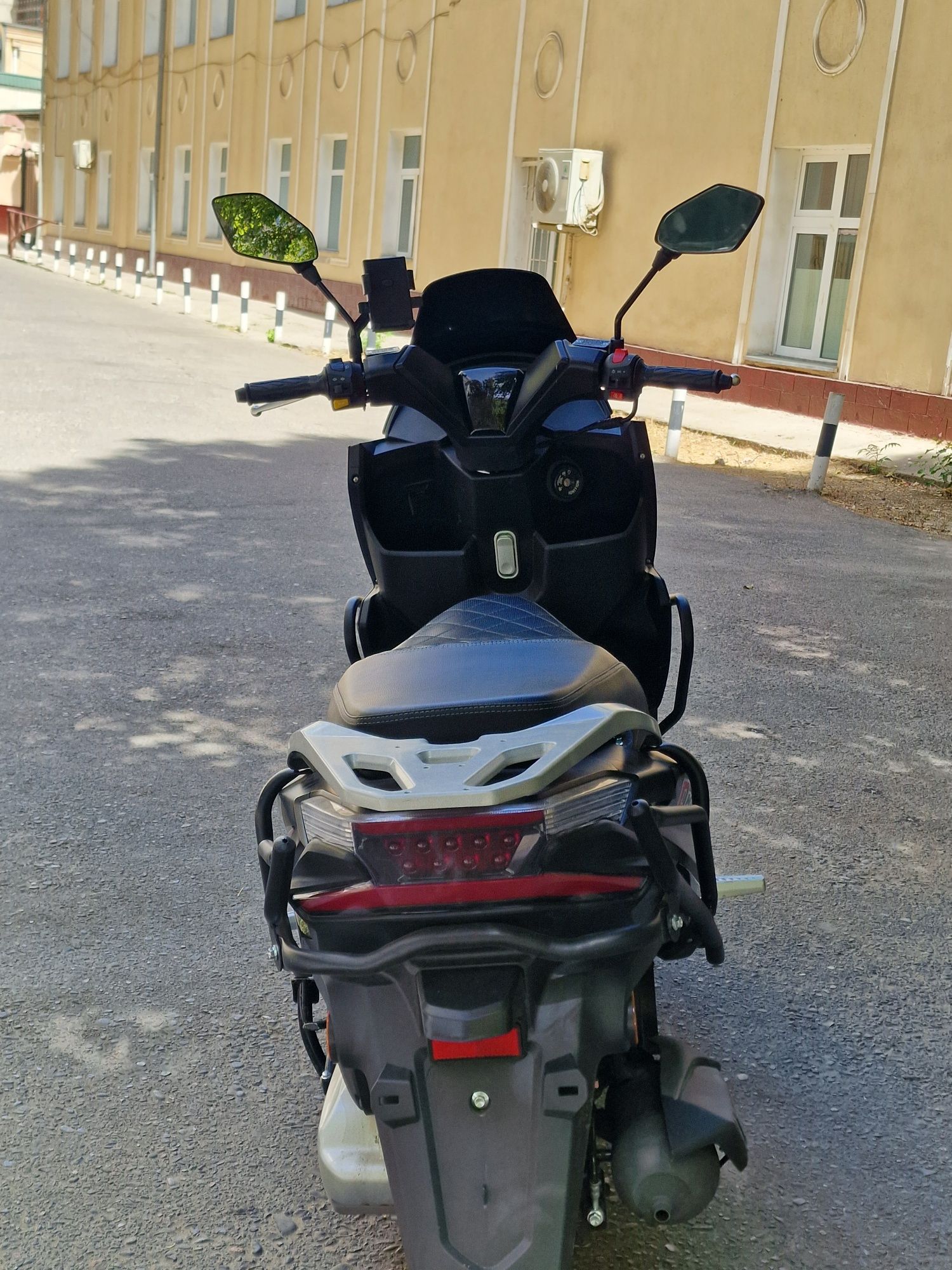 Скутер TIGER срочно продам