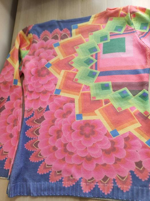 Оригинална дамска блуза