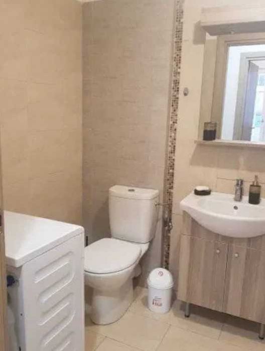 Дава се под наем Едностаен апартамент в Бургас, Изгрев - 30 кв.м за 153 € - Снимка #2